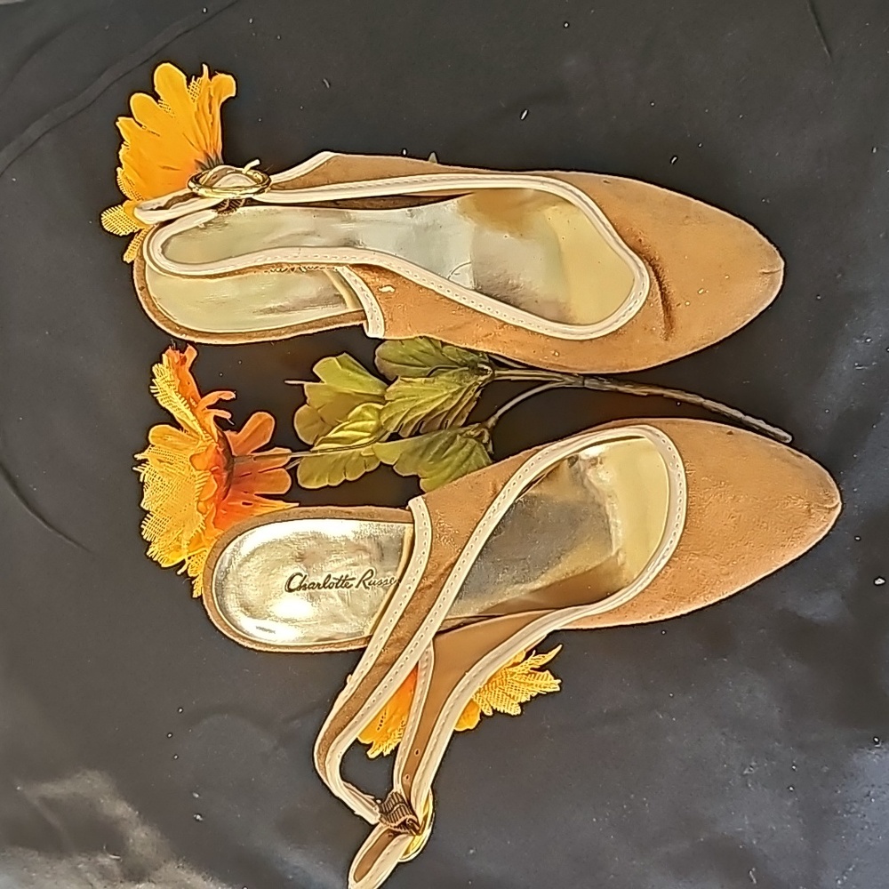 High Heels Light Brown and Cream trim